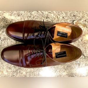 Stylish burgundy Bostonian Akron Oxford; Size 13; Very light wear on the shoe